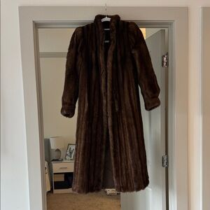 Handmade Elegant Brown Authentic Mink Fur Coat